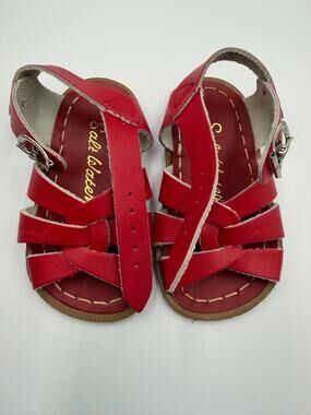 Saltwater original red leather sandal size 7